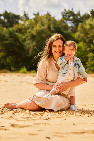 Foto uit de familiereportage van Charissa, Joris en Marilou door familiefotograaf Jorick Michiels