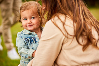 Foto uit de familiereportage van Charissa, Joris en Marilou door familiefotograaf Jorick Michiels
