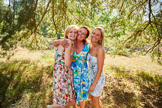 Foto uit de familiereportage van Kara, Tahnee en Marianne door familiefotograaf Jorick Michiels