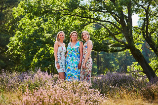 Foto uit de familiereportage van Kara, Tahnee en Marianne door familiefotograaf Jorick Michiels
