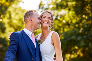 Foto uit de huwelijksreportage van Dominique en Kevin door huwelijksfotograaf Jorick Michiels