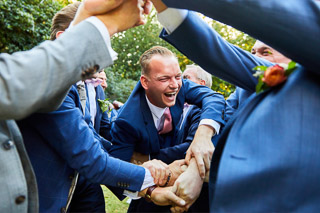Foto uit de huwelijksreportage van Dominique en Kevin door huwelijksfotograaf Jorick Michiels