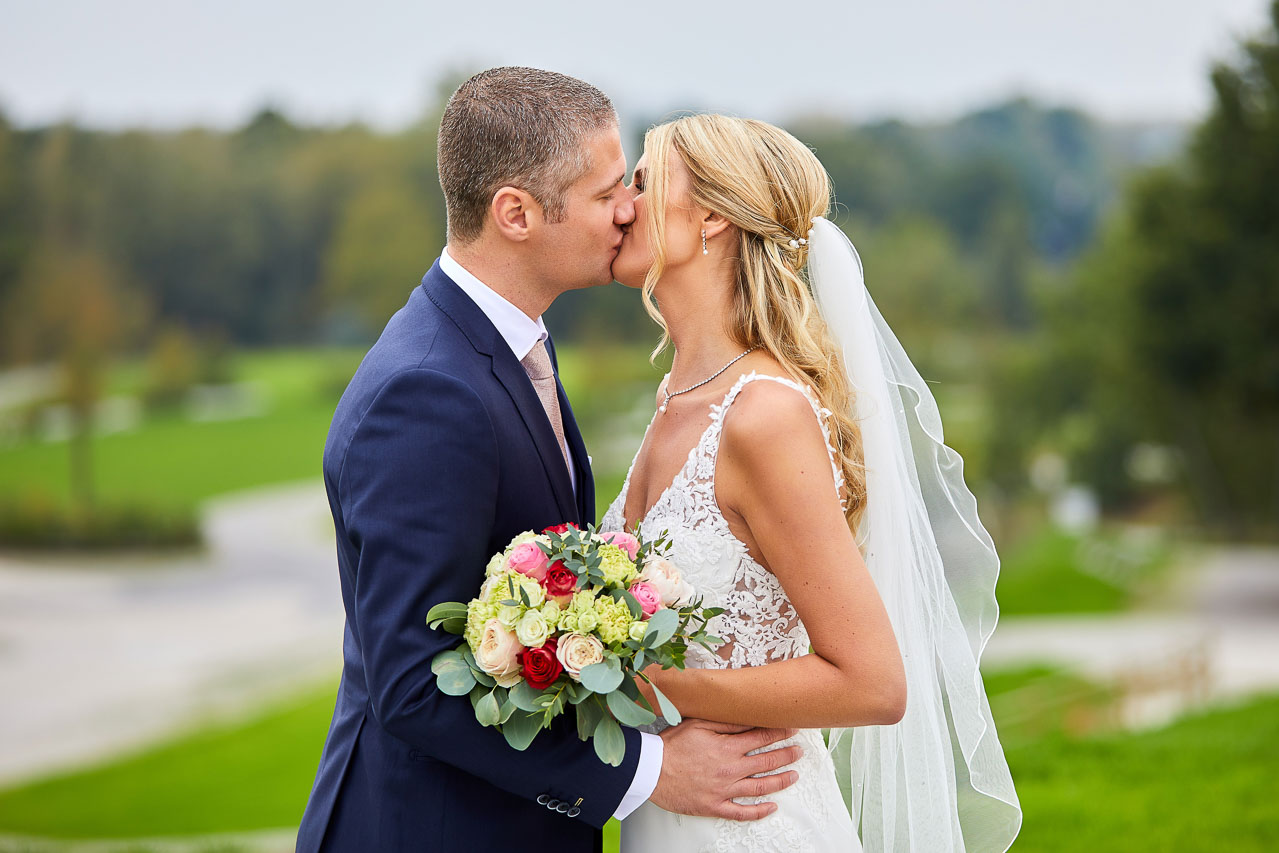Foto uit de huwelijksreportage van Friedel en Yannick door huwelijksfotograaf Jorick Michiels