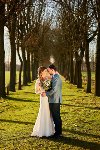 Foto uit de huwelijksreportage van Kathy en Max door huwelijksfotograaf Jorick Michiels