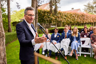 Foto uit de huwelijksreportage van Kiana en Yorick door huwelijksfotograaf Jorick Michiels