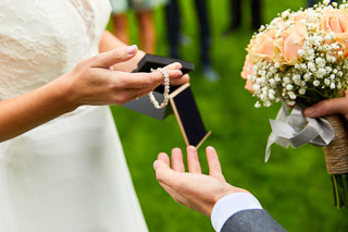 Foto uit de huwelijksreportage van Liesbeth en Kevin door huwelijksfotograaf Jorick Michiels