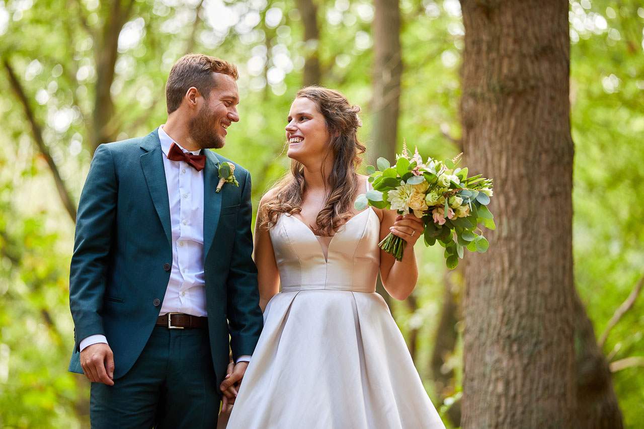 Foto uit de huwelijksreportage van Sanne en Wout door huwelijksfotograaf Jorick Michiels