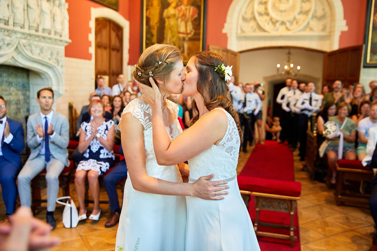 Foto uit de huwelijksreportage van Sofie en Lindsay door huwelijksfotograaf Jorick Michiels