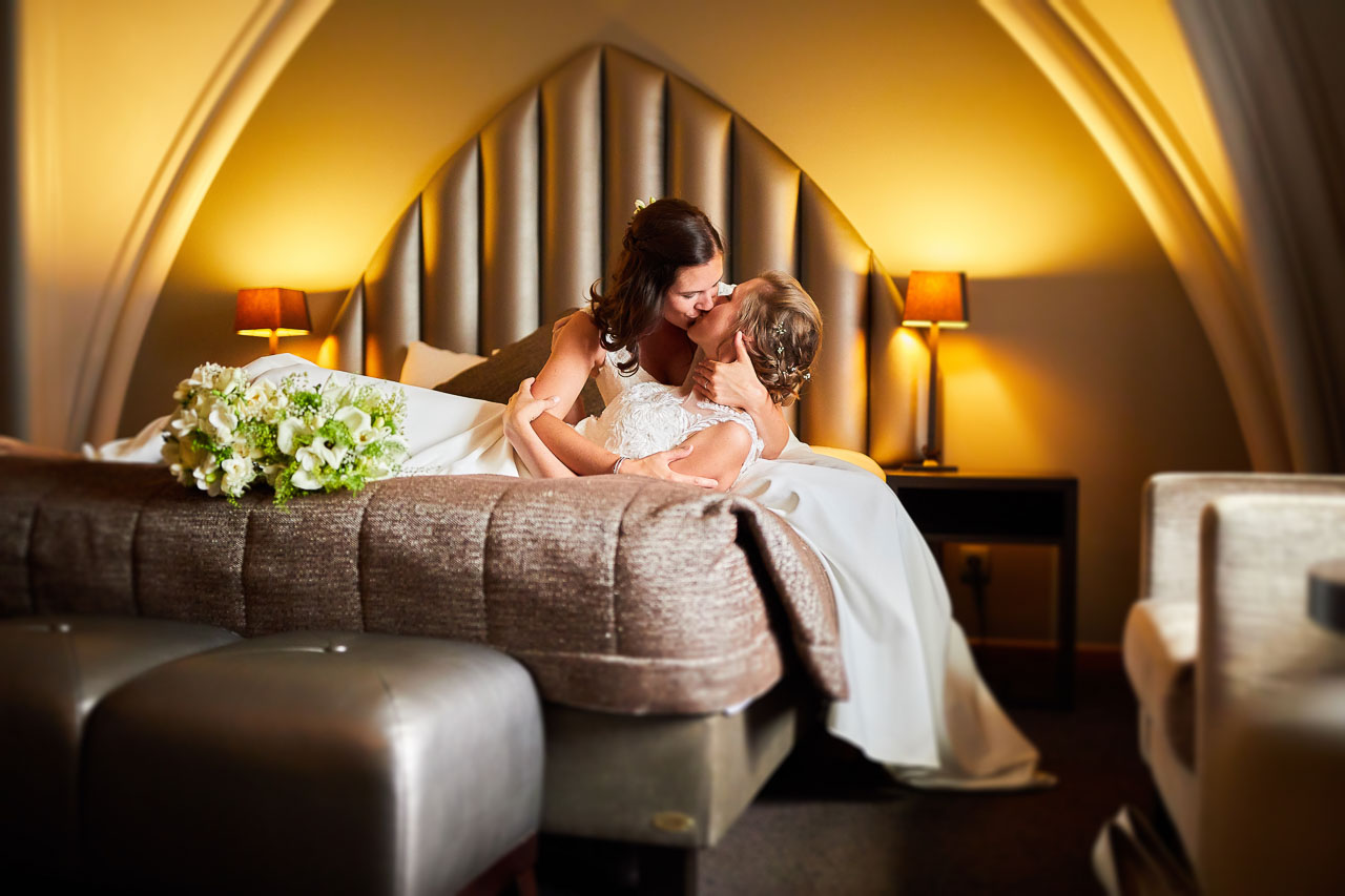 Foto uit de huwelijksreportage van Sofie en Lindsay door huwelijksfotograaf Jorick Michiels