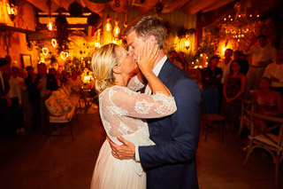Foto uit de huwelijksreportage van Zoë en Yannick door huwelijksfotograaf Jorick Michiels