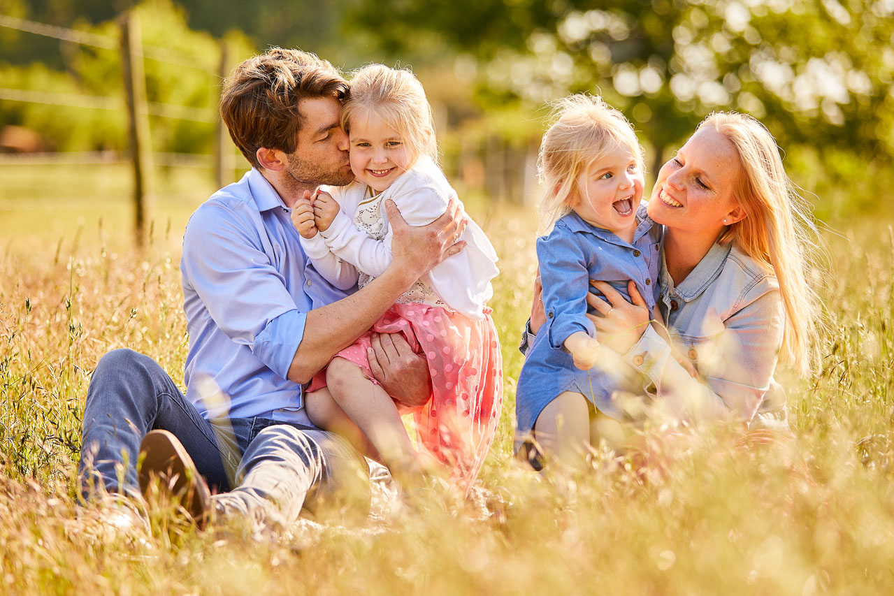 Foto bij het verhaal van Conny, Steven, Lente en Amber, door familiefotograaf Jorick Michiels