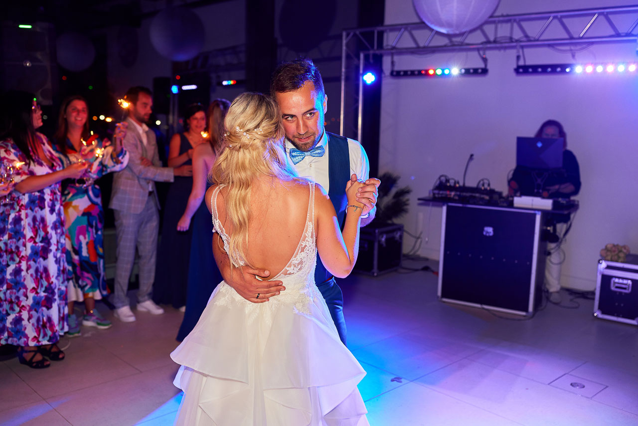 Foto bij het verhaal van Aurélie en Eduardo, door huwelijksfotograaf Jorick Michiels