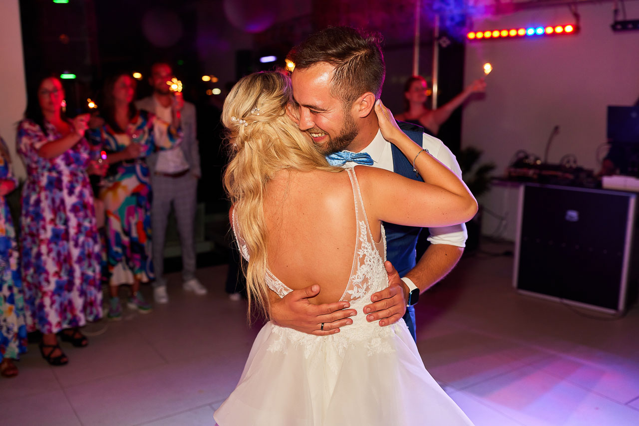 Foto bij het verhaal van Aurélie en Eduardo, door huwelijksfotograaf Jorick Michiels