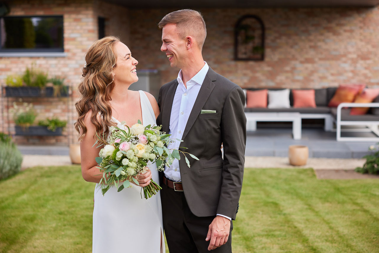 Foto bij het verhaal van Shana en Dieter, door huwelijksfotograaf Jorick Michiels