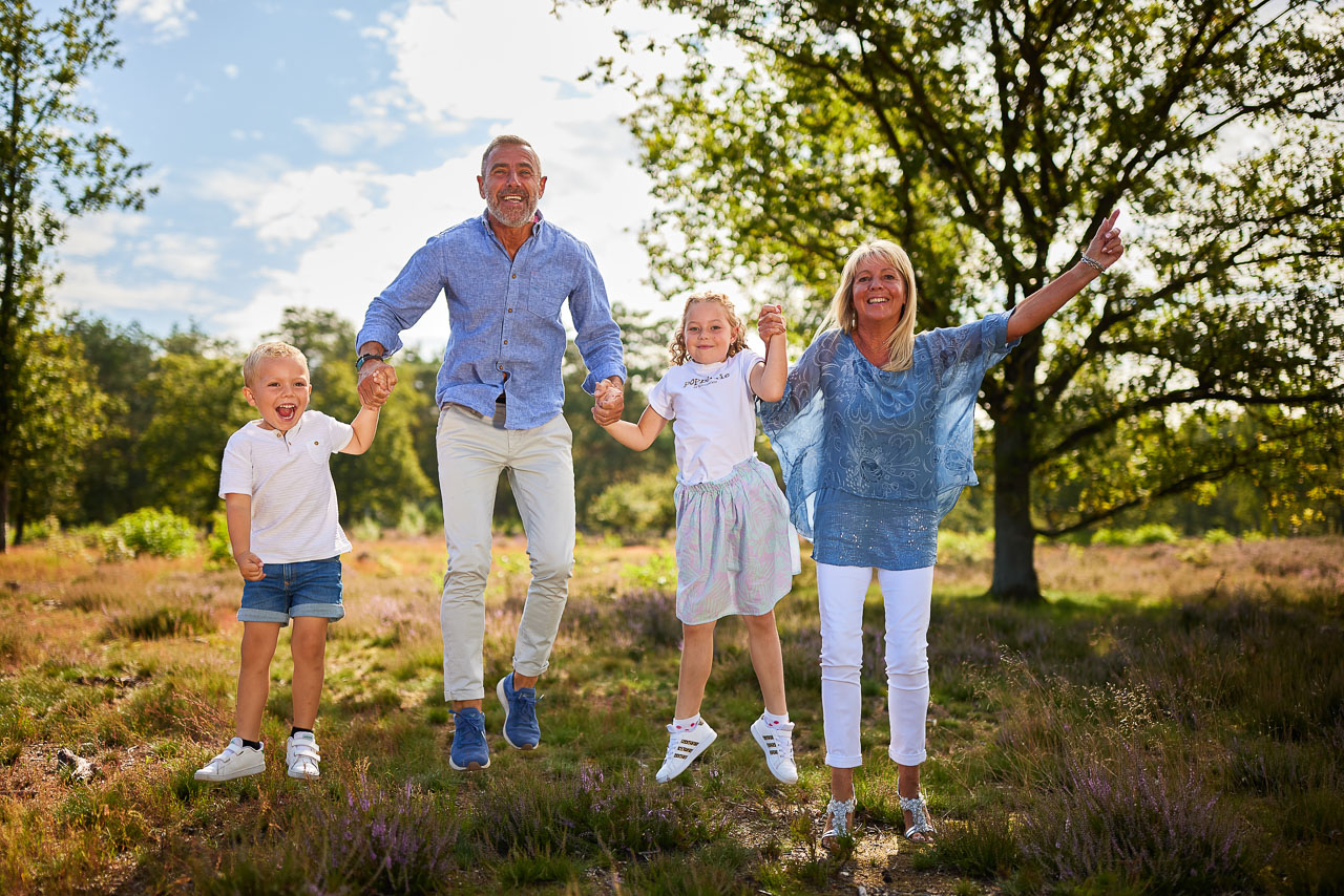 Foto bij het verhaal van Ingrid, Dirk, Annelies, Tom, Ine en Jeroen, door familiefotograaf Jorick Michiels