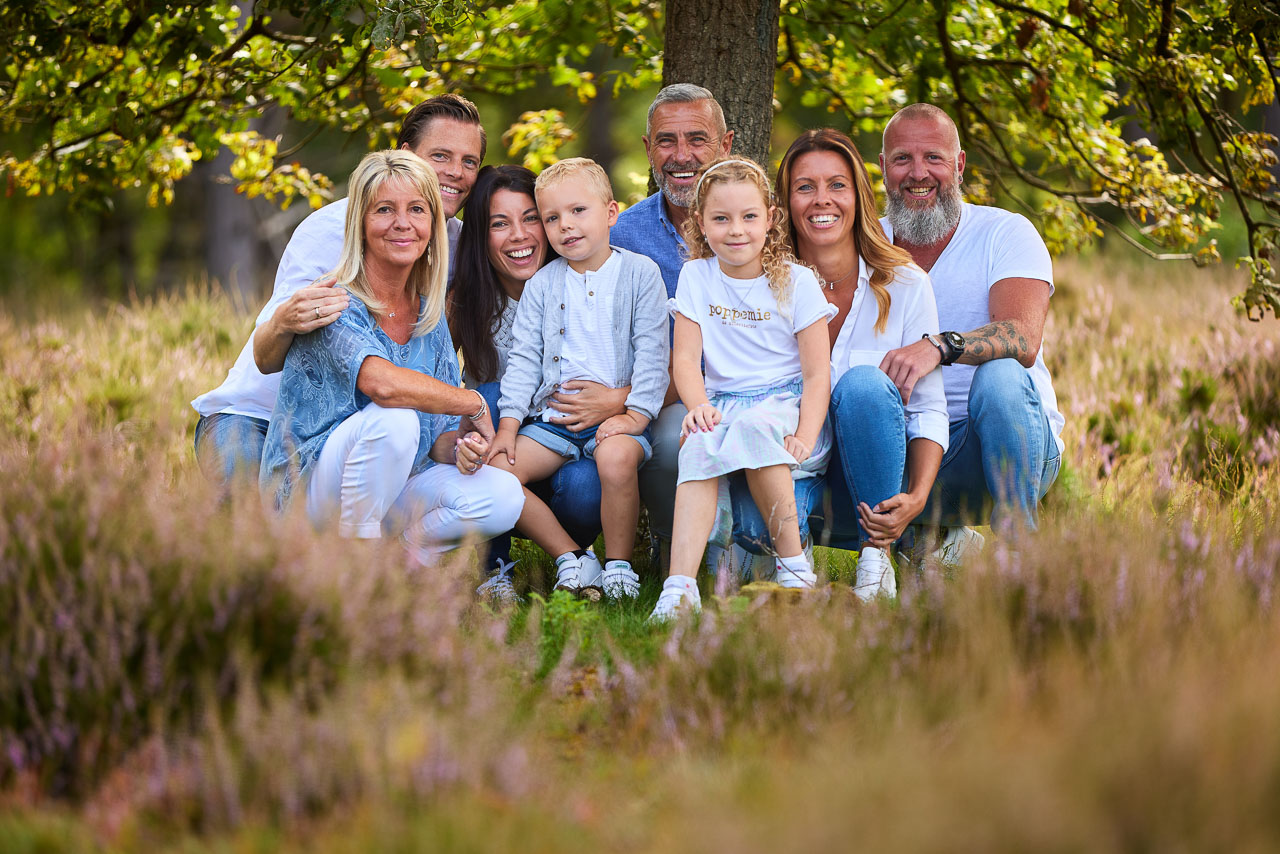 Foto bij het verhaal van Ingrid, Dirk, Annelies, Tom, Ine en Jeroen, door familiefotograaf Jorick Michiels