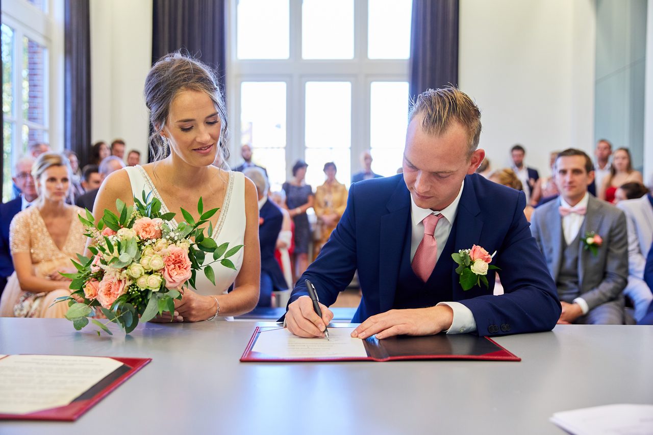 Foto bij het verhaal van Dominique en Kevin, door huwelijksfotograaf Jorick Michiels