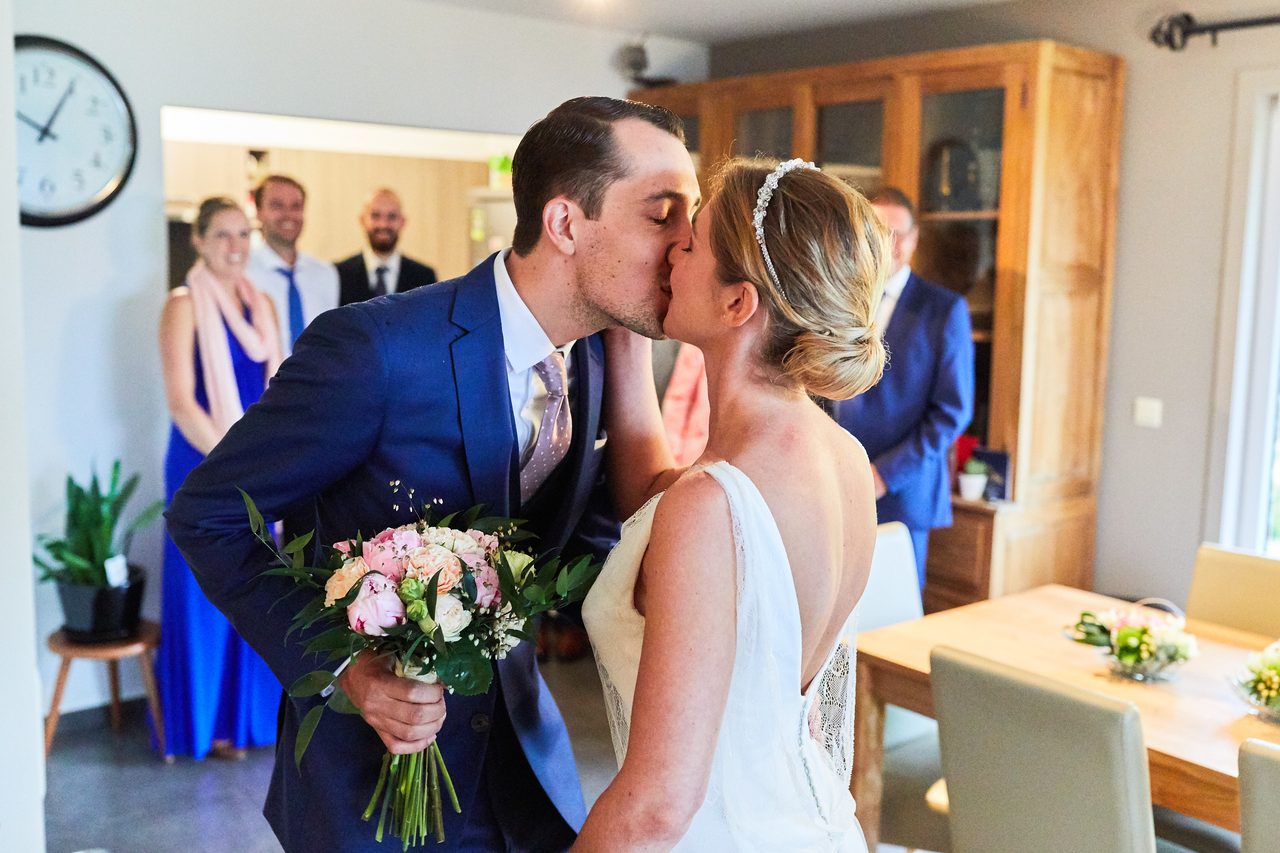 Foto bij het verhaal van Britt en Jorn, door huwelijksfotograaf Jorick Michiels