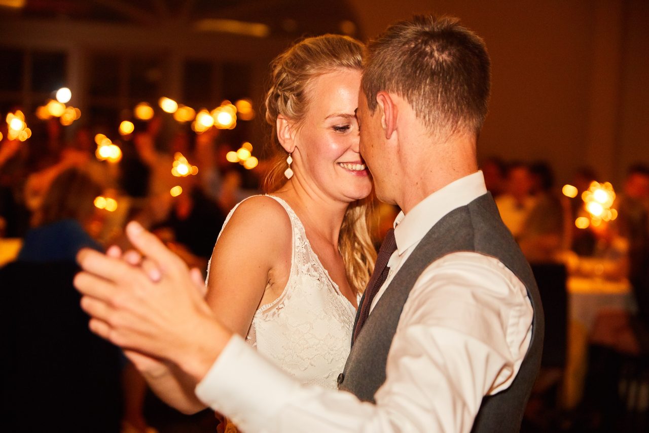 Foto bij het verhaal van Liesbeth en Kevin, door huwelijksfotograaf Jorick Michiels