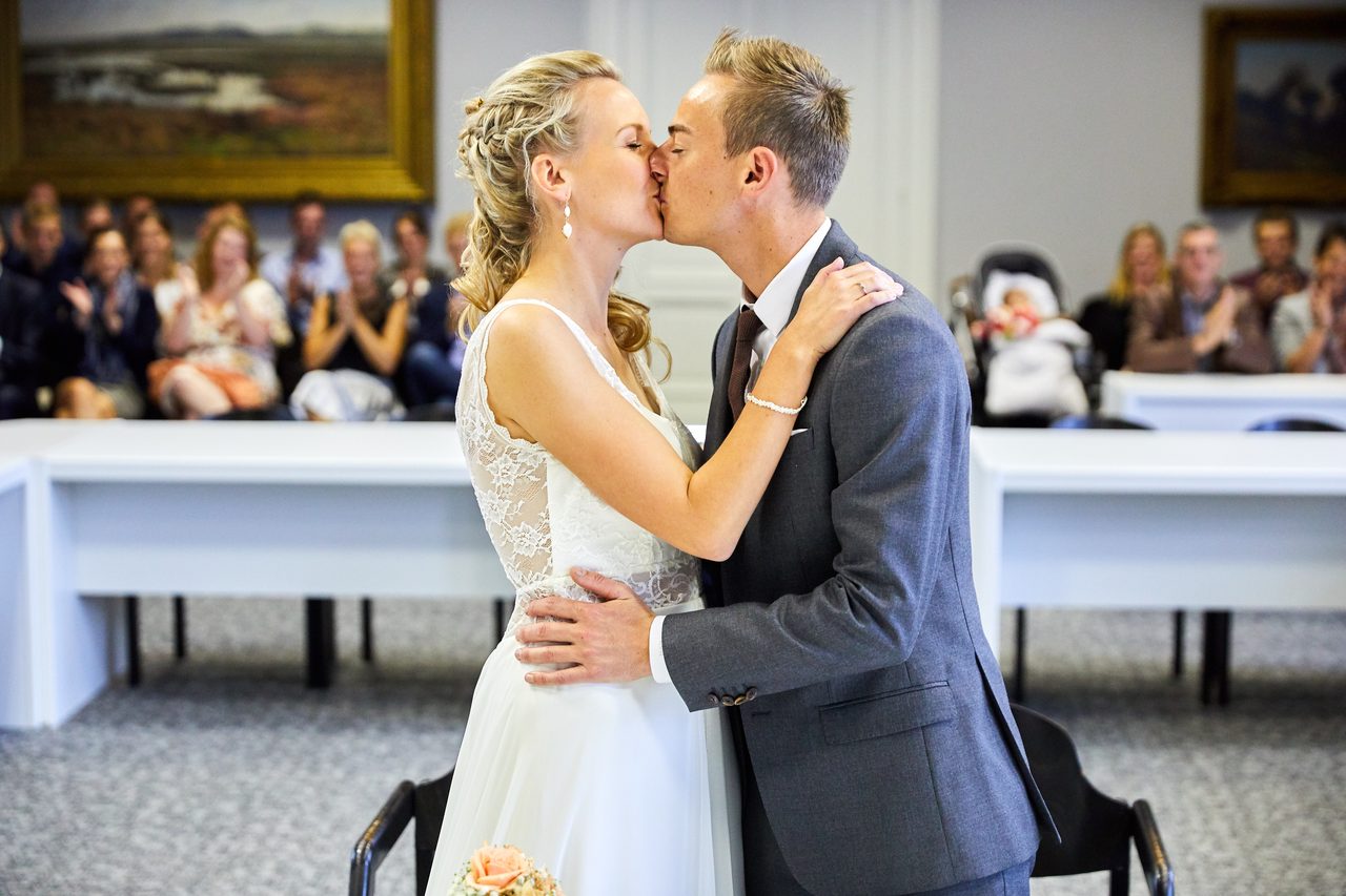 Foto bij het verhaal van Liesbeth en Kevin, door huwelijksfotograaf Jorick Michiels