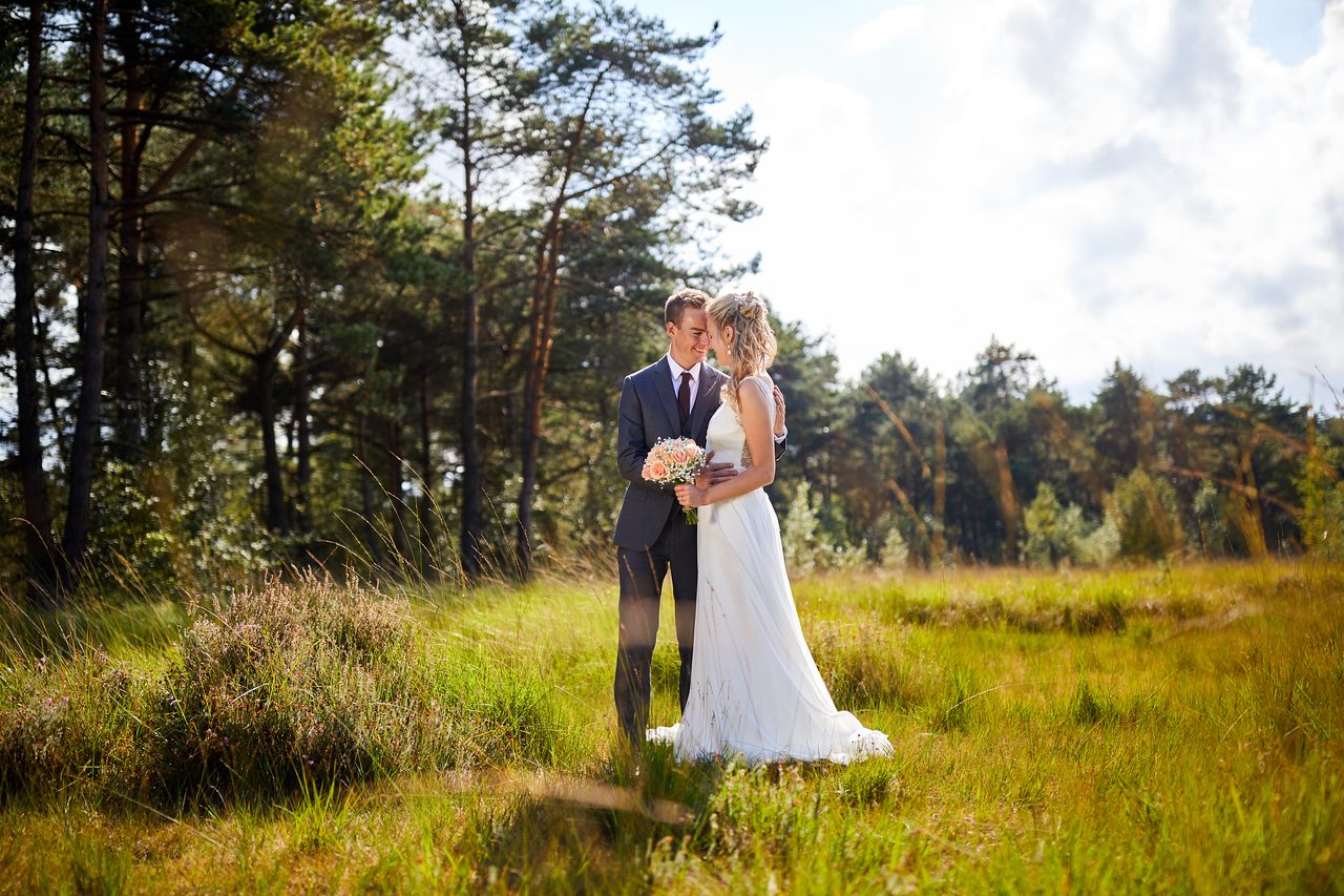 Foto bij het verhaal van Liesbeth en Kevin, door huwelijksfotograaf Jorick Michiels