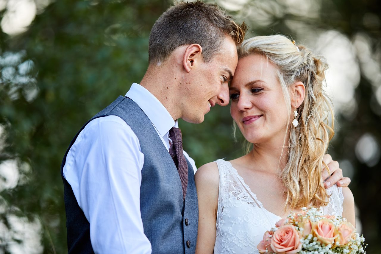 Foto bij het verhaal van Liesbeth en Kevin, door huwelijksfotograaf Jorick Michiels