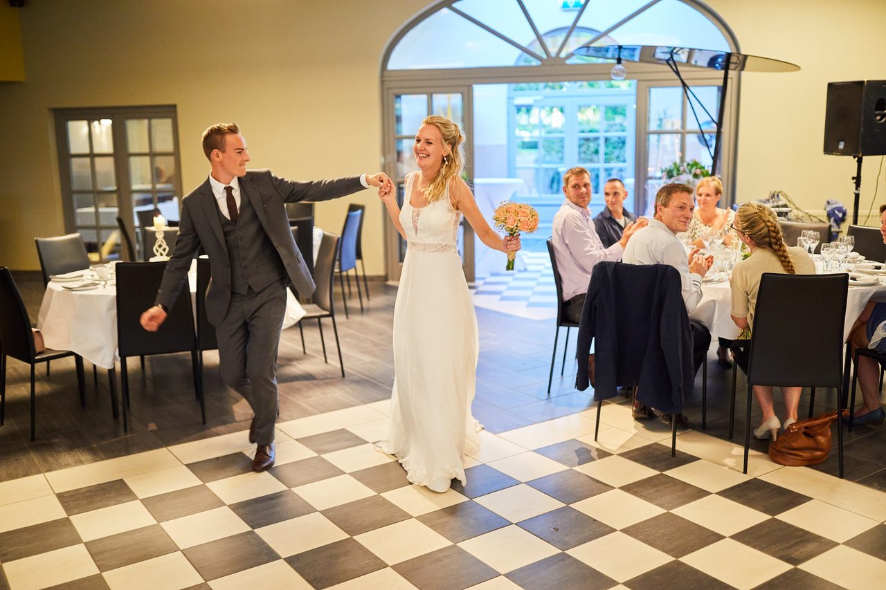 Foto bij het verhaal van Liesbeth en Kevin, door huwelijksfotograaf Jorick Michiels