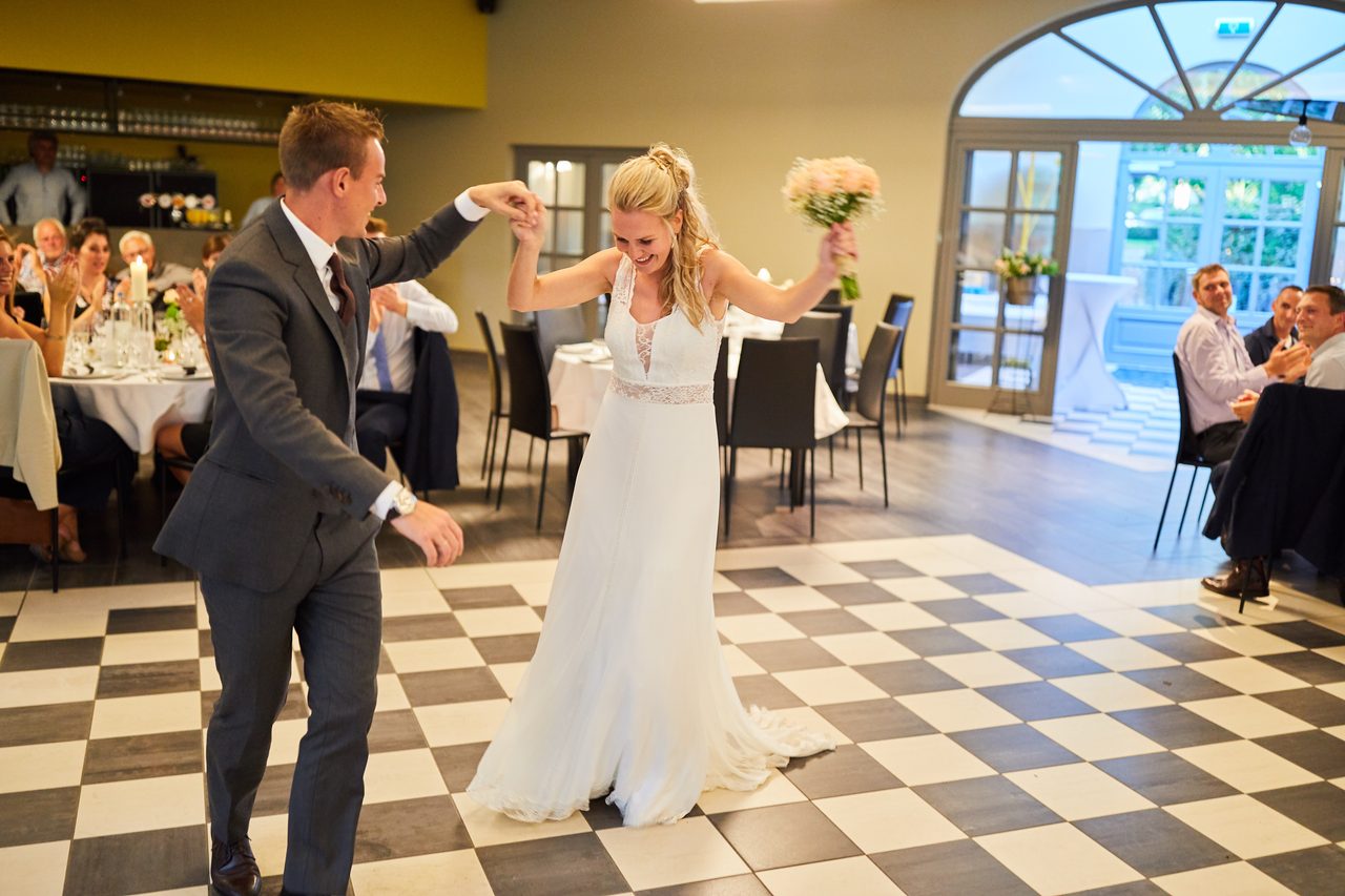 Foto bij het verhaal van Liesbeth en Kevin, door huwelijksfotograaf Jorick Michiels
