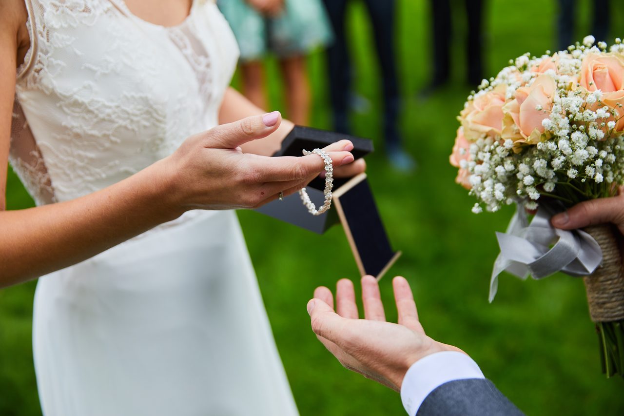 Foto bij het verhaal van Liesbeth en Kevin, door huwelijksfotograaf Jorick Michiels