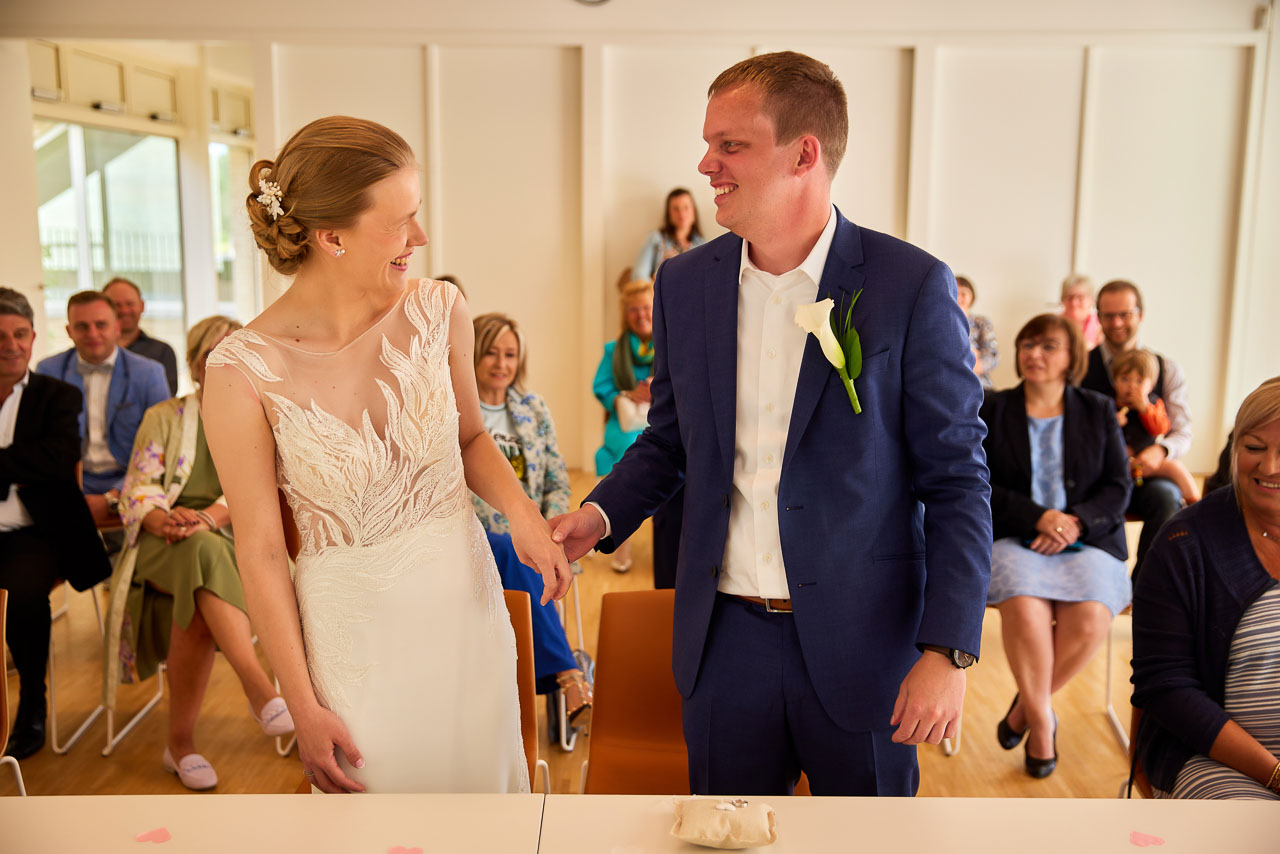 Foto bij het verhaal van Sofie en Maarten, door huwelijksfotograaf Jorick Michiels