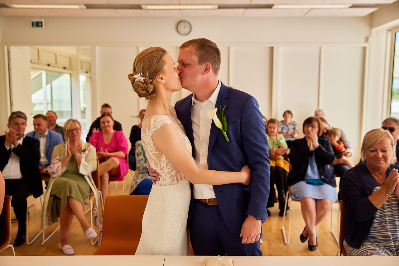 Foto bij het verhaal van Sofie en Maarten, door huwelijksfotograaf Jorick Michiels