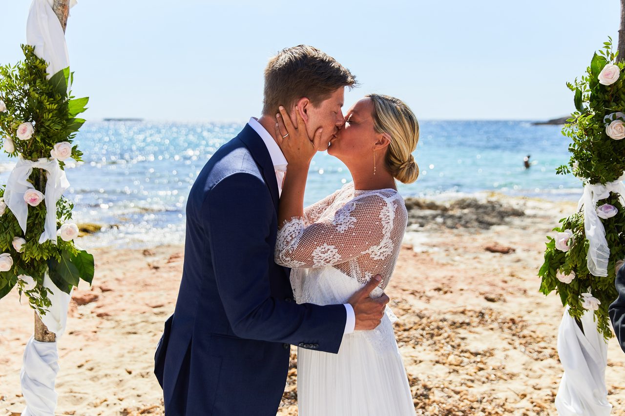 Foto bij het verhaal van Zoé en Yannick, door huwelijksfotograaf Jorick Michiels