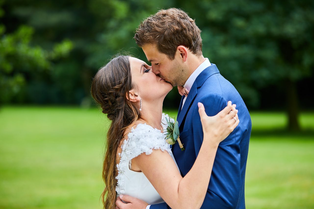 Foto bij het verhaal van Charissa en Joris, door huwelijksfotograaf Jorick Michiels