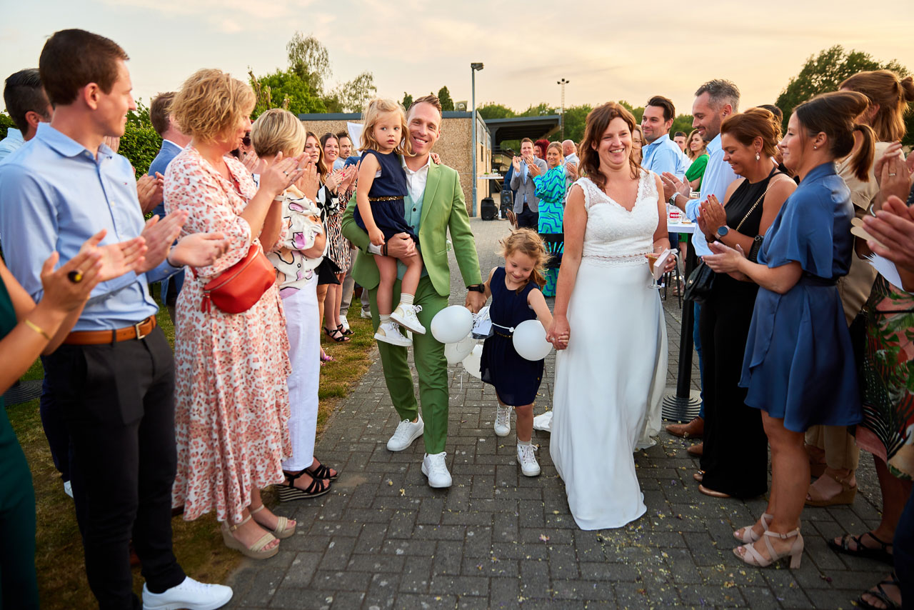 Foto bij het verhaal van Dorien en Hans, door huwelijksfotograaf Jorick Michiels