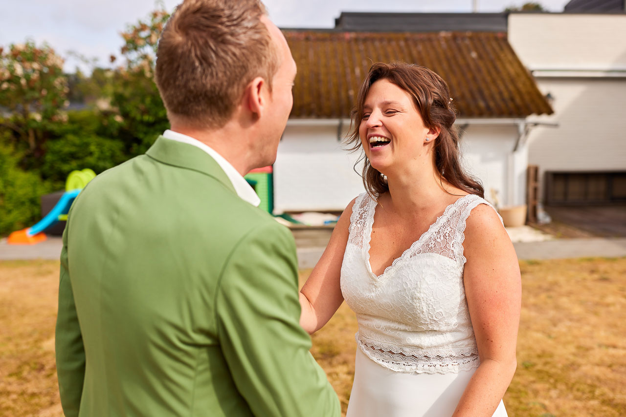 Foto bij het verhaal van Dorien en Hans, door huwelijksfotograaf Jorick Michiels