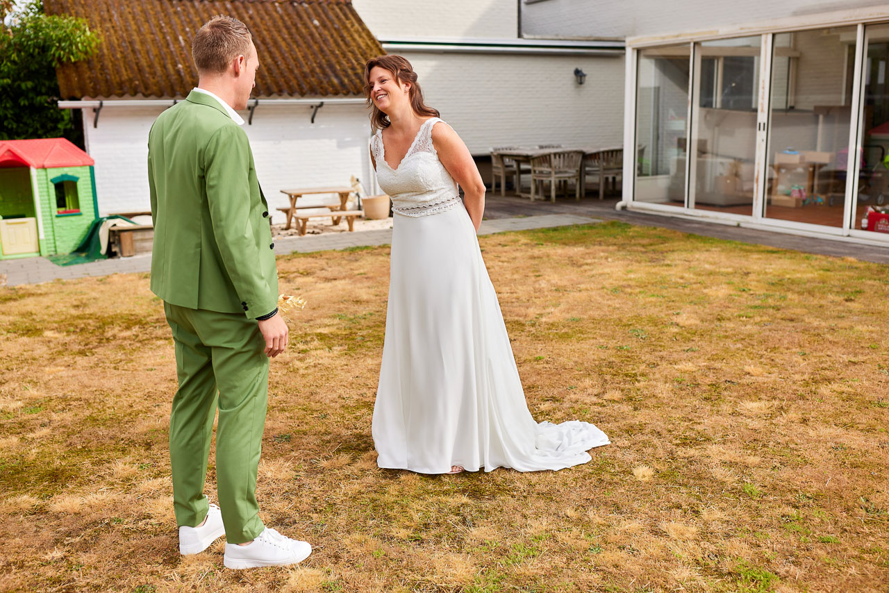 Foto bij het verhaal van Dorien en Hans, door huwelijksfotograaf Jorick Michiels