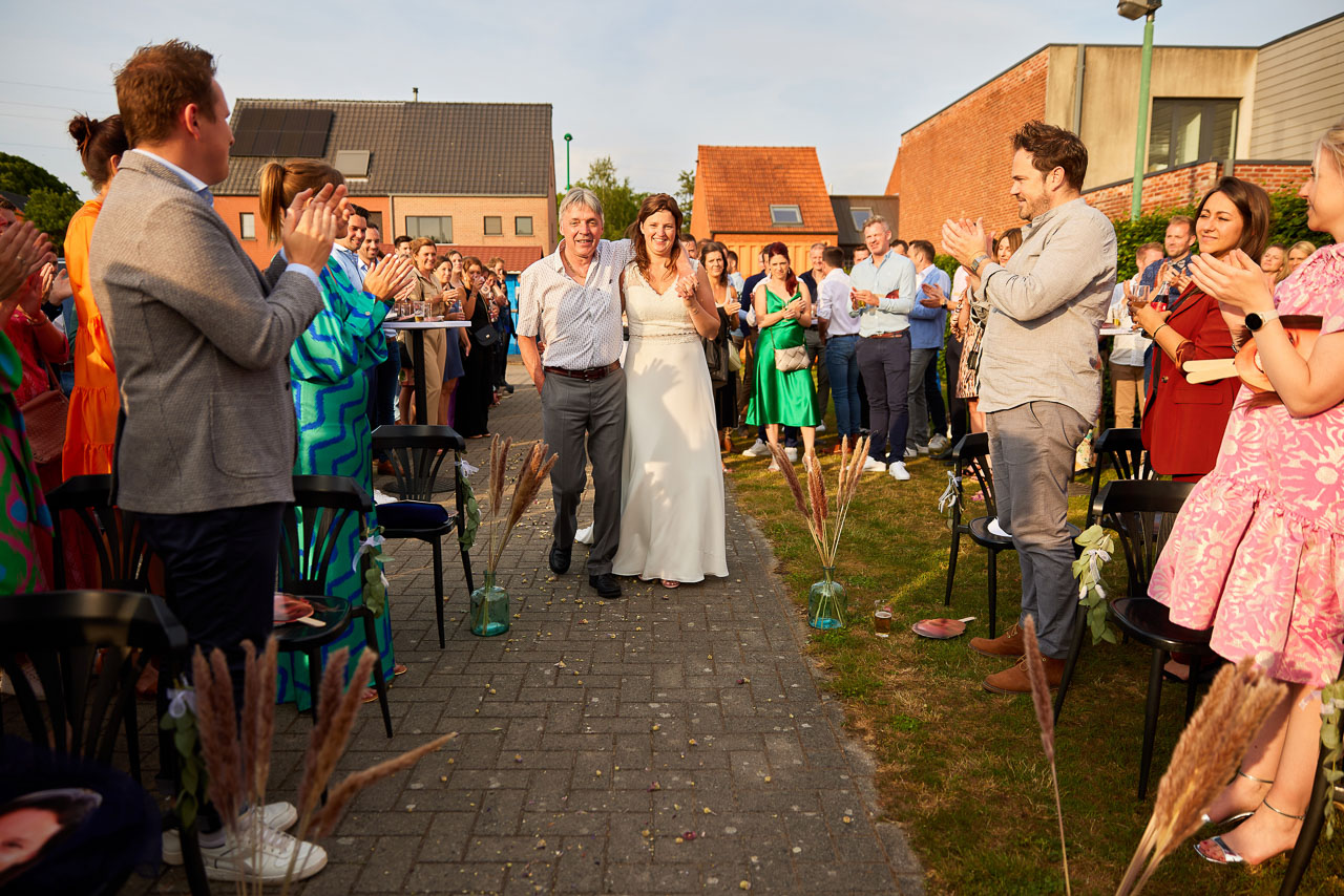 Foto bij het verhaal van Dorien en Hans, door huwelijksfotograaf Jorick Michiels