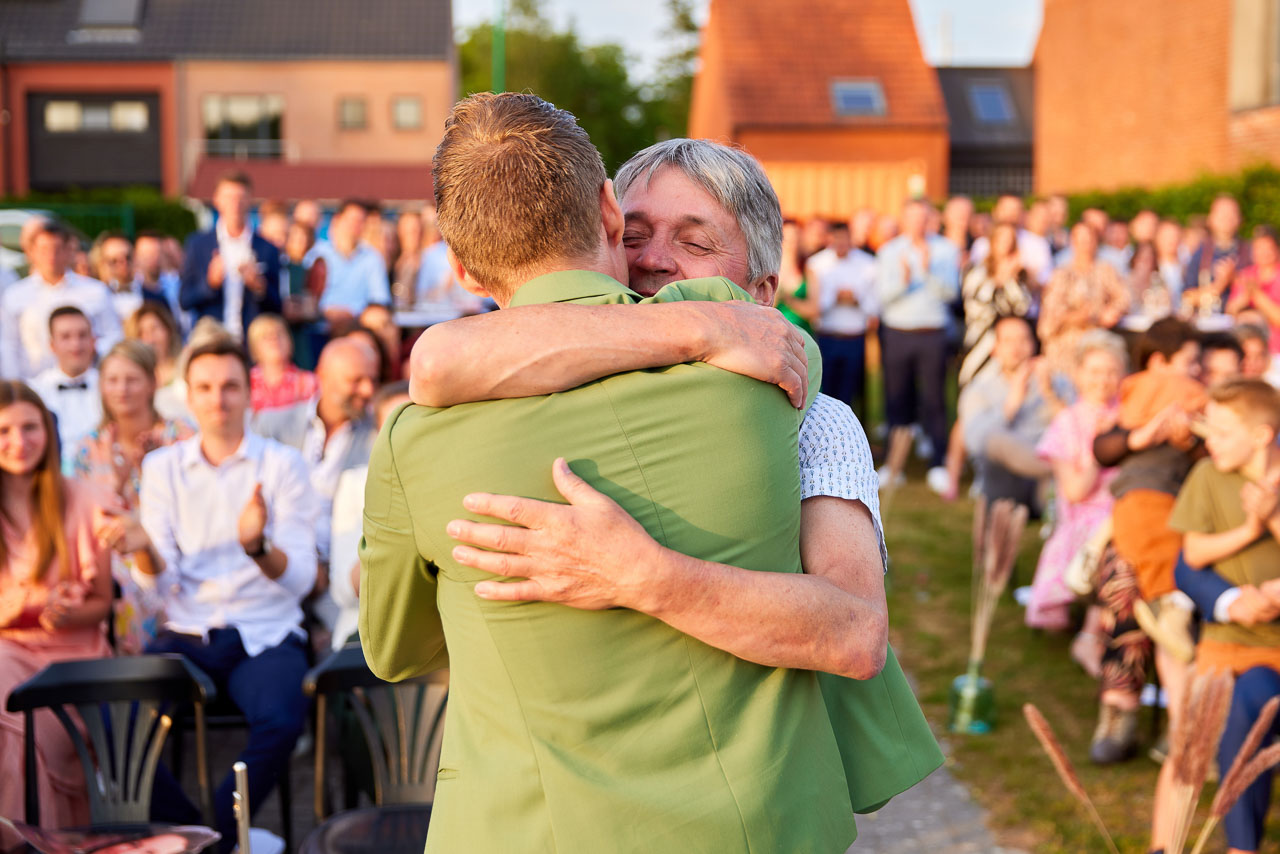 Foto bij het verhaal van Dorien en Hans, door huwelijksfotograaf Jorick Michiels