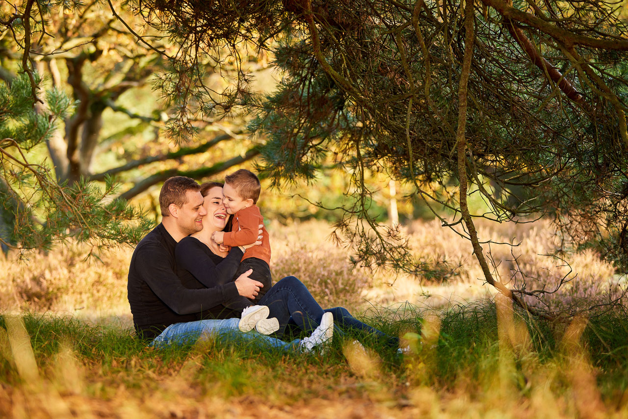 Foto bij het verhaal van Bo, Jorn en Leano, door familiefotograaf Jorick Michiels