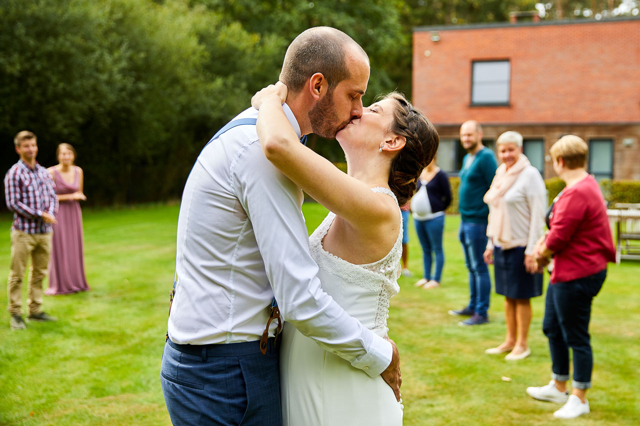 Foto bij het verhaal van Heleen en Jem, door huwelijksfotograaf Jorick Michiels