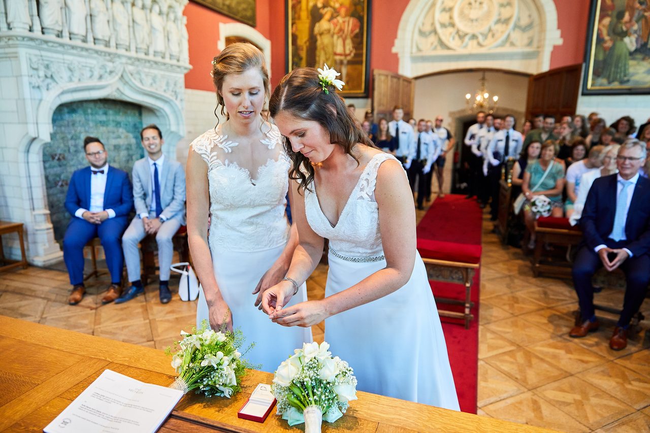 Foto bij het verhaal van Sofie en Lindsay, door huwelijksfotograaf Jorick Michiels