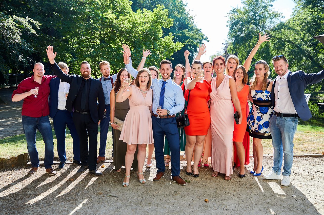 Foto bij het verhaal van Sofie en Lindsay, door huwelijksfotograaf Jorick Michiels