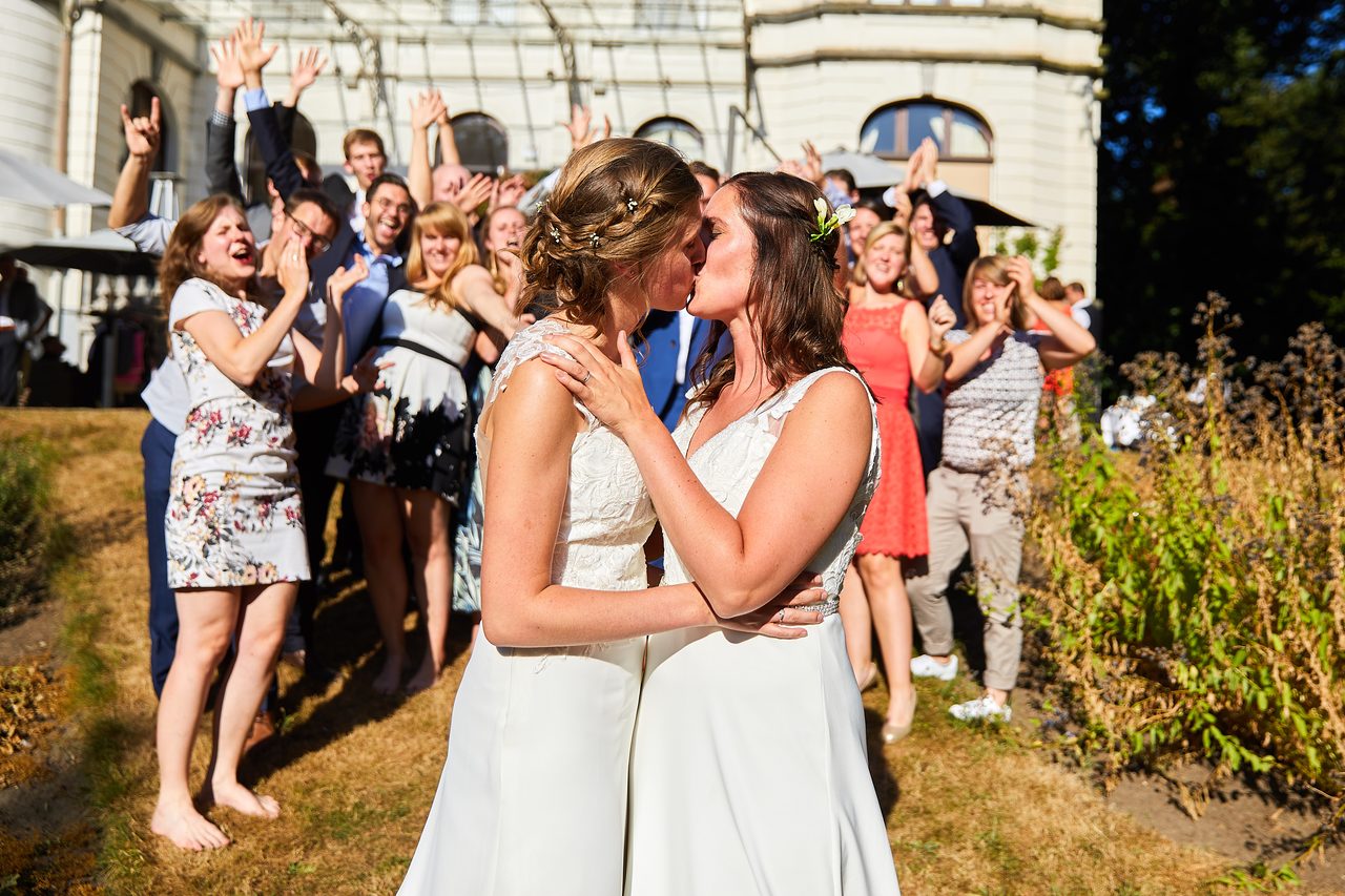 Foto bij het verhaal van Sofie en Lindsay, door huwelijksfotograaf Jorick Michiels