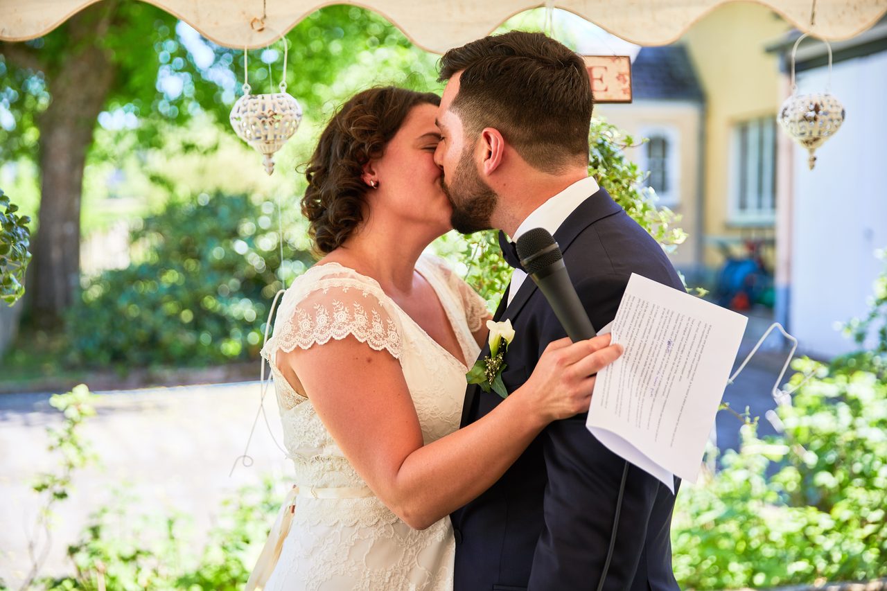 Foto bij het verhaal van Marie en Harold, door huwelijksfotograaf Jorick Michiels