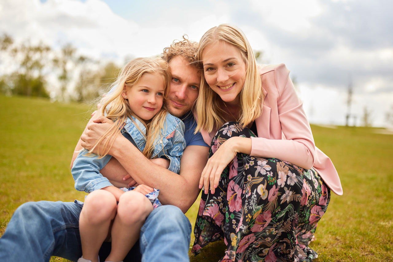 Foto bij het verhaal van Iris, Michael en Elien, door familiefotograaf Jorick Michiels