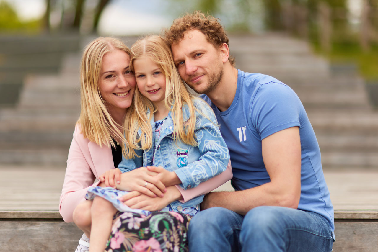 Foto bij het verhaal van Iris, Michael en Elien, door familiefotograaf Jorick Michiels