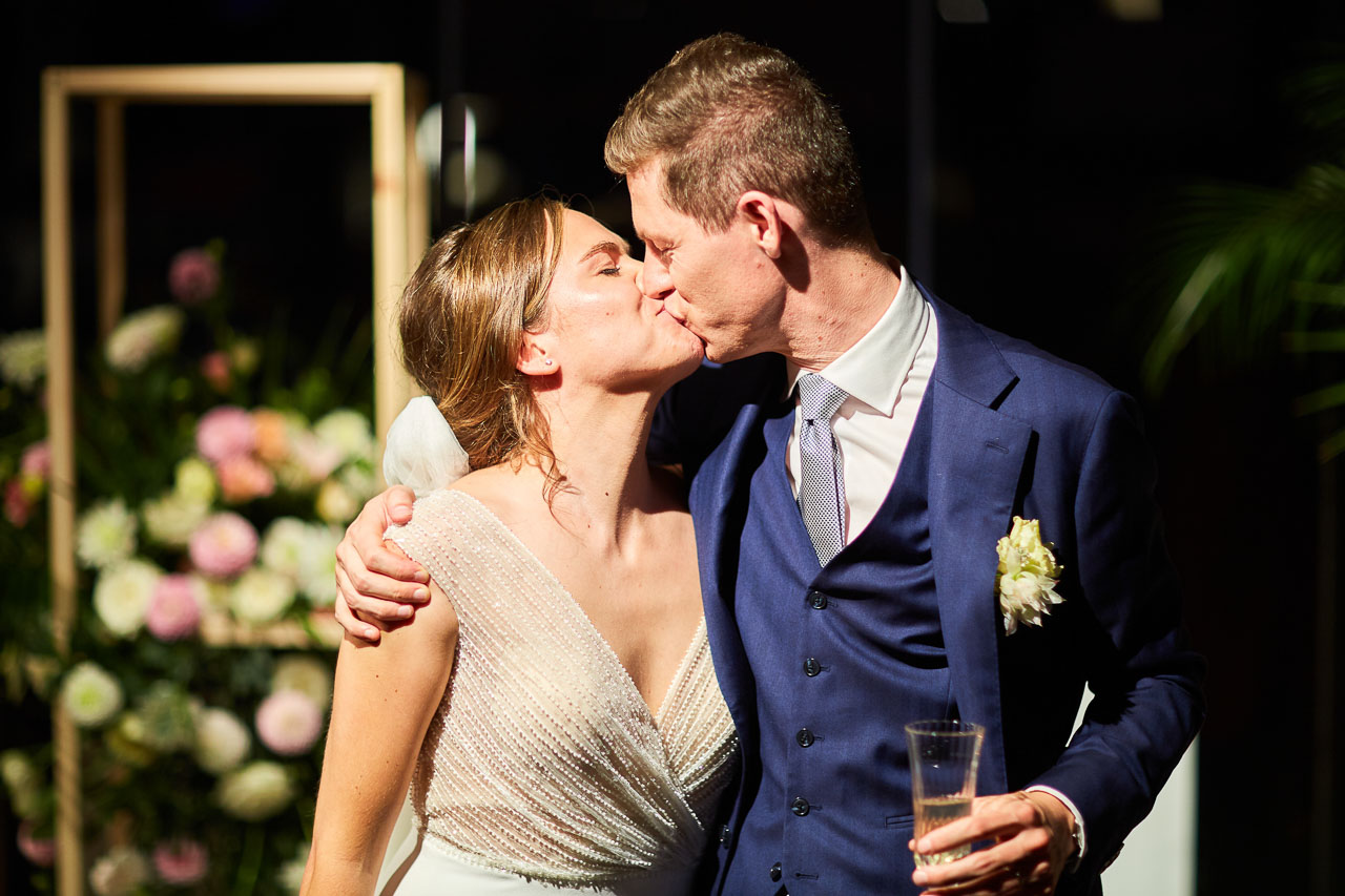 Foto bij het verhaal van Imke en Vincent, door huwelijksfotograaf Jorick Michiels