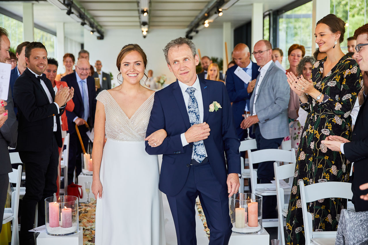 Foto bij het verhaal van Imke en Vincent, door huwelijksfotograaf Jorick Michiels