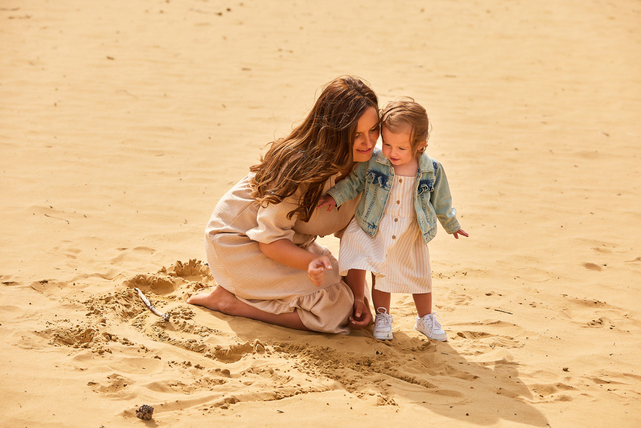 Foto bij het verhaal van Charissa, Joris en Marilou, door familiefotograaf Jorick Michiels