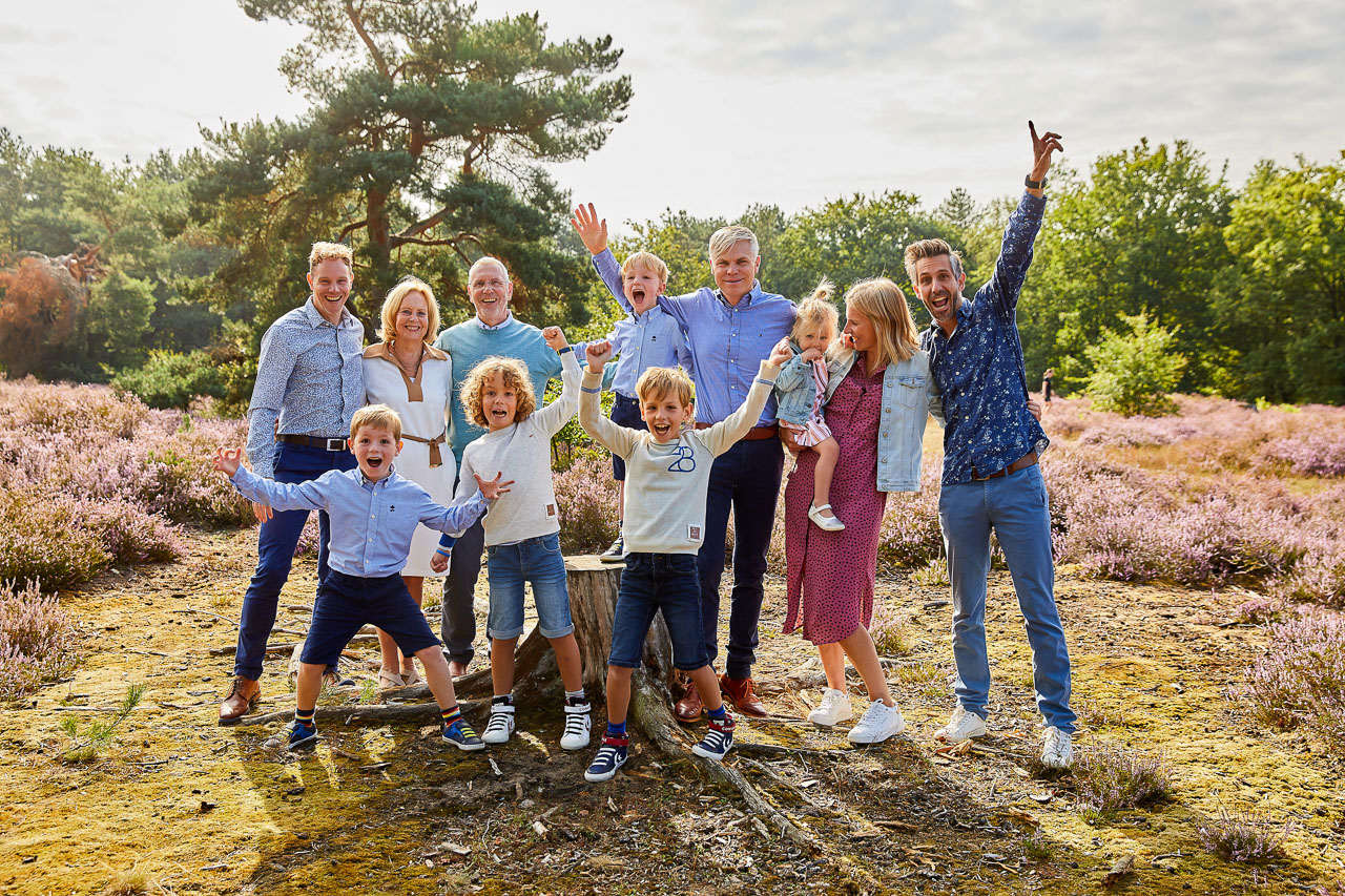 Foto bij het verhaal van Johan, Juliette en hun kinderen en kleinkinderen, door familiefotograaf Jorick Michiels
